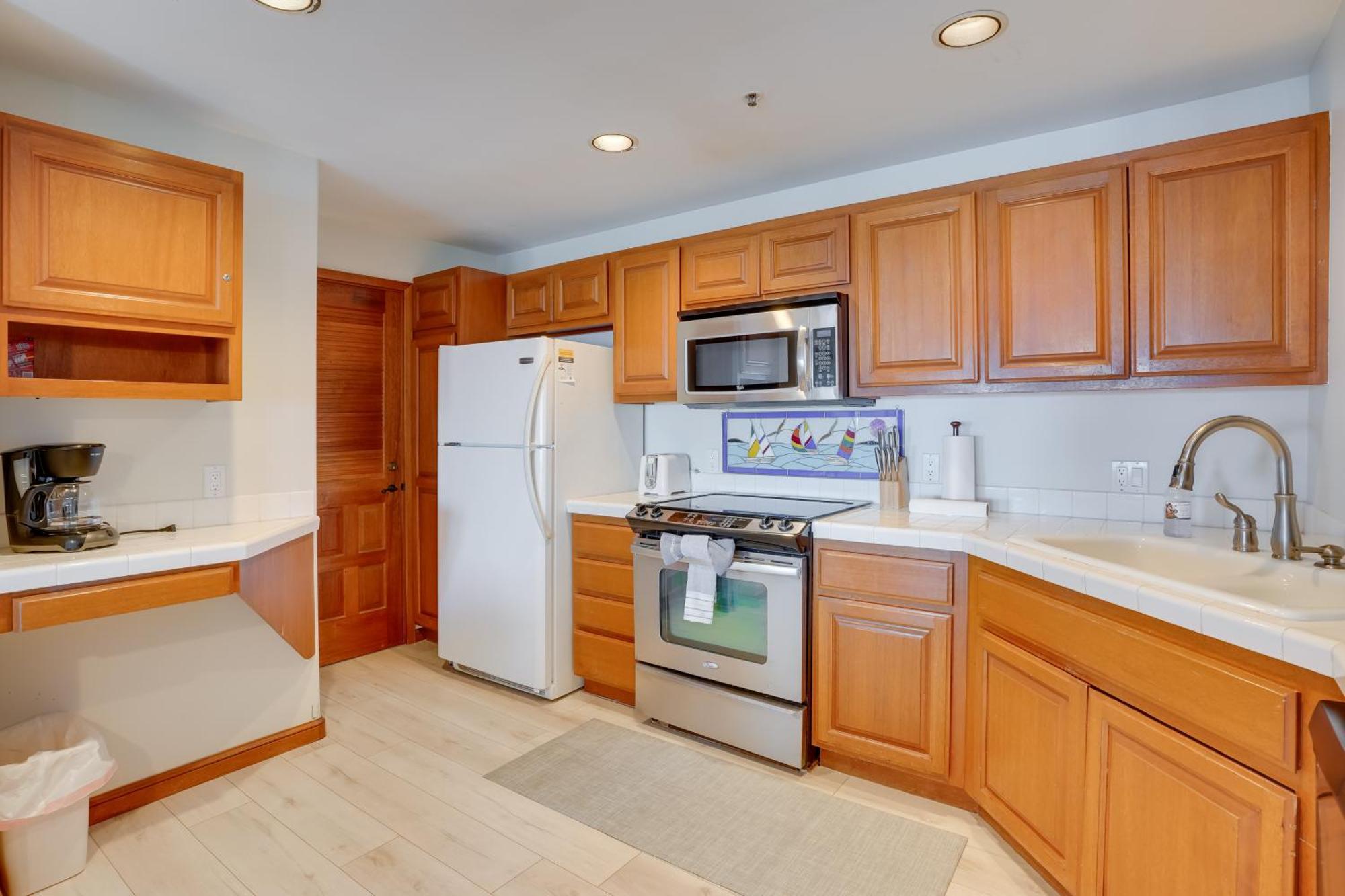 Bright Catalina Island Condo With Ocean Views! Avalon Luaran gambar