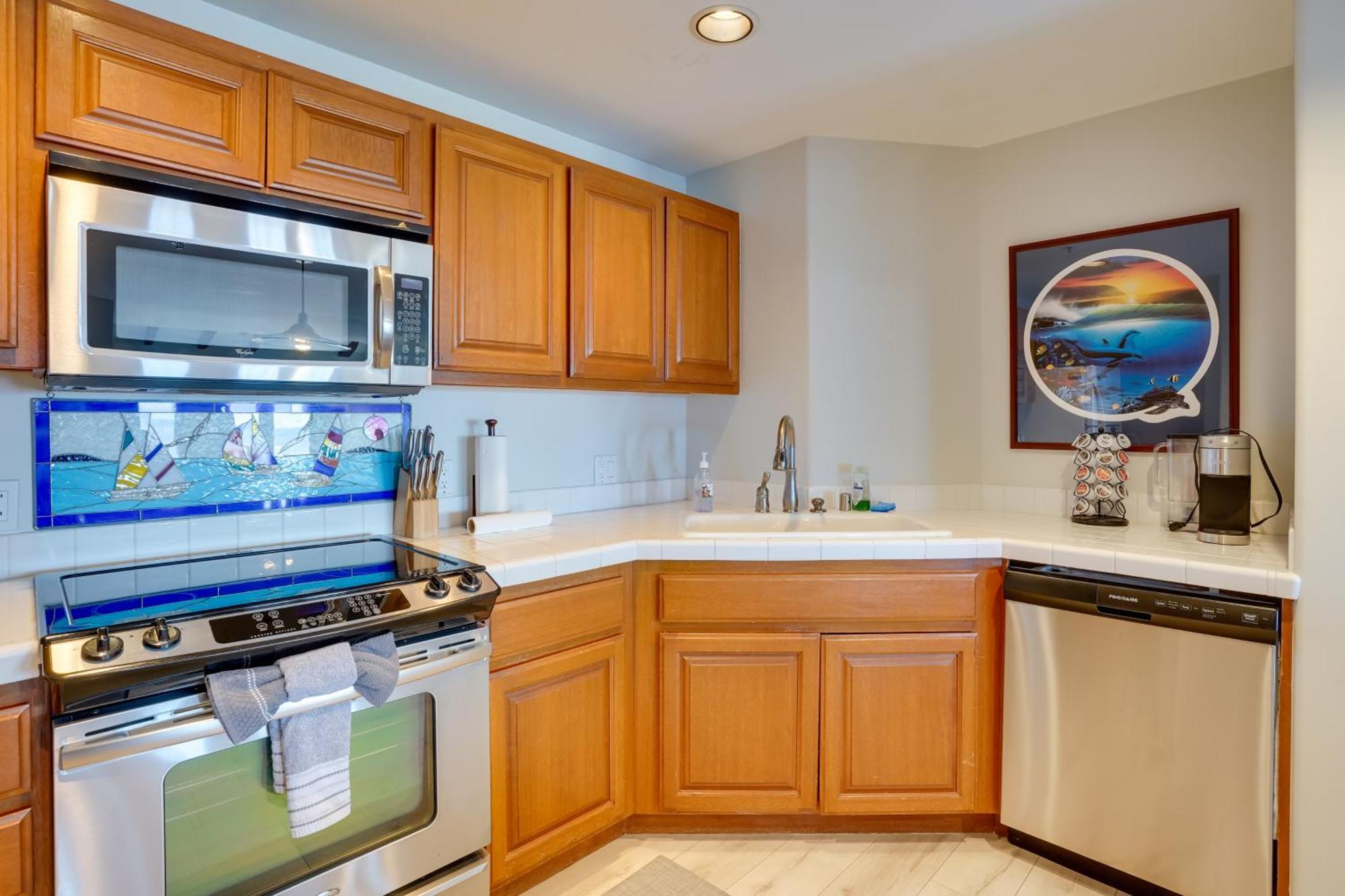 Bright Catalina Island Condo With Ocean Views! Avalon Luaran gambar